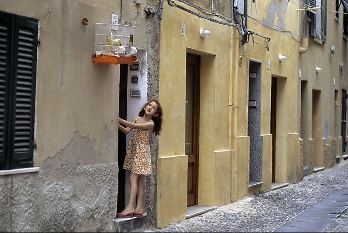 The girl and the captive bird